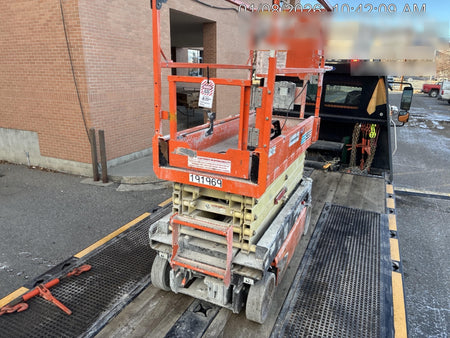 2021 JLG ES1932