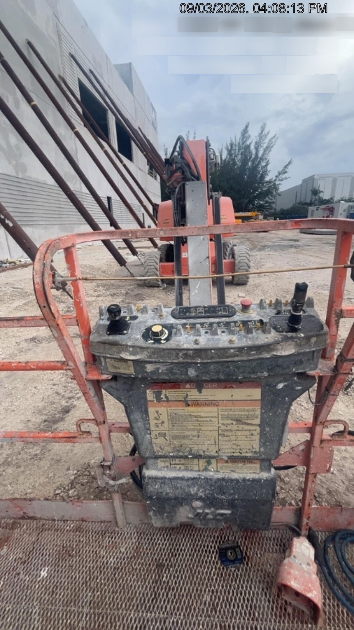 2019 JLG 660SJ