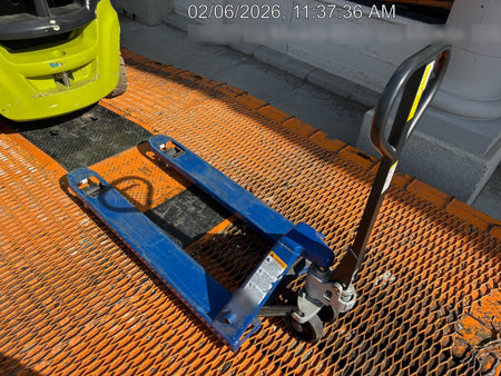 2025 ULINE H-7504