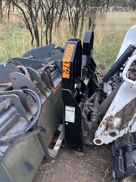 2021 TAKEUCHI 48" Pallet Forks - Takeuchi