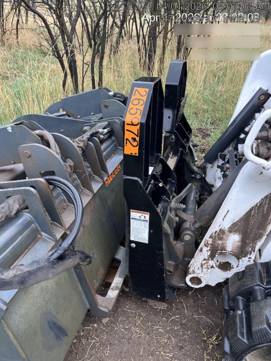 2021 TAKEUCHI 48" Pallet Forks - Takeuchi