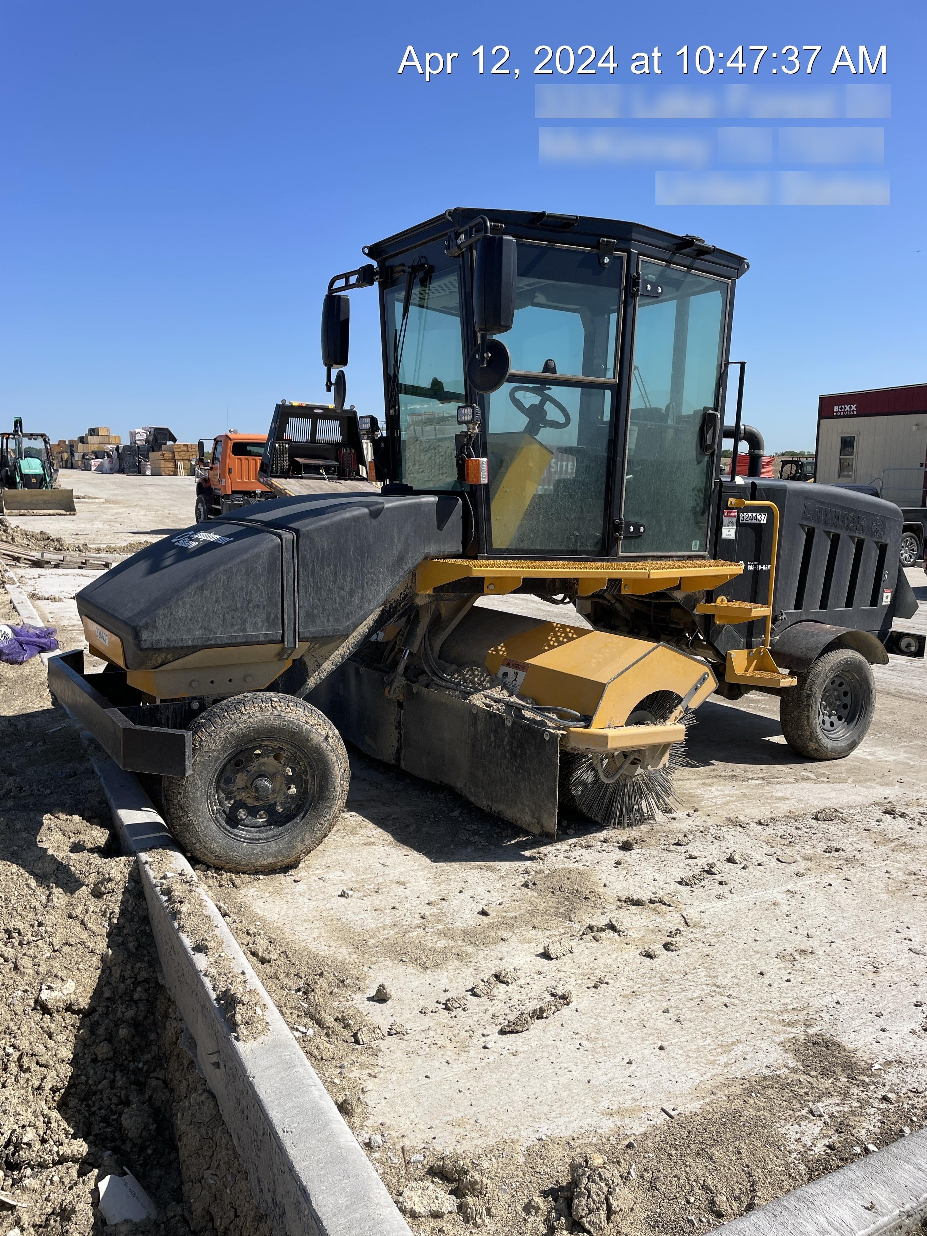 2023 LAYMOR SM450