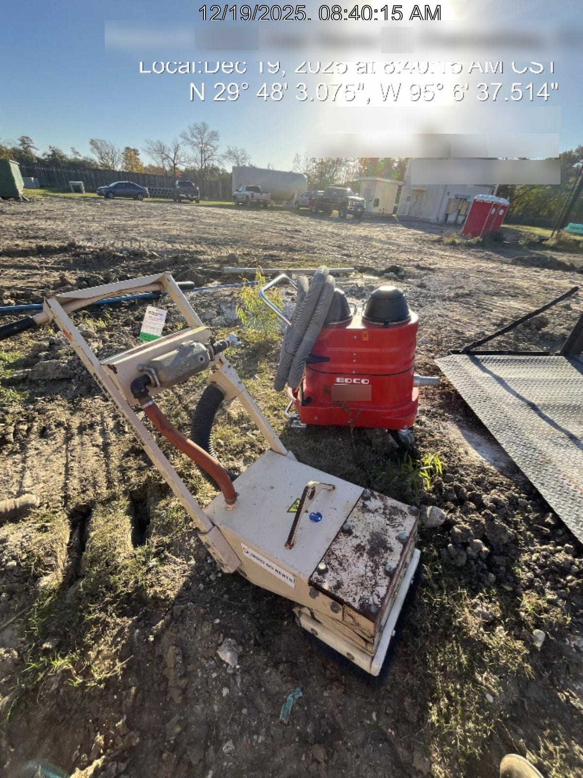 2020 EDCO VAC-200