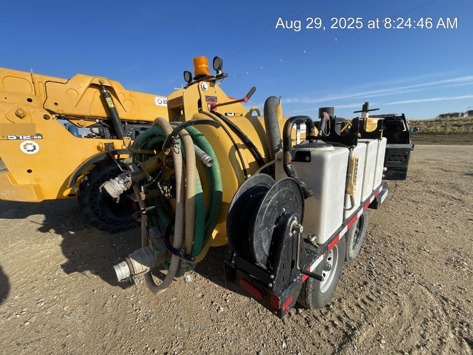 2023 Vac-Tron LP573XDT T4 Koehler Diesel Engine, 500 Gallon Debris Tank, x2 100 Gallon Water Tanks