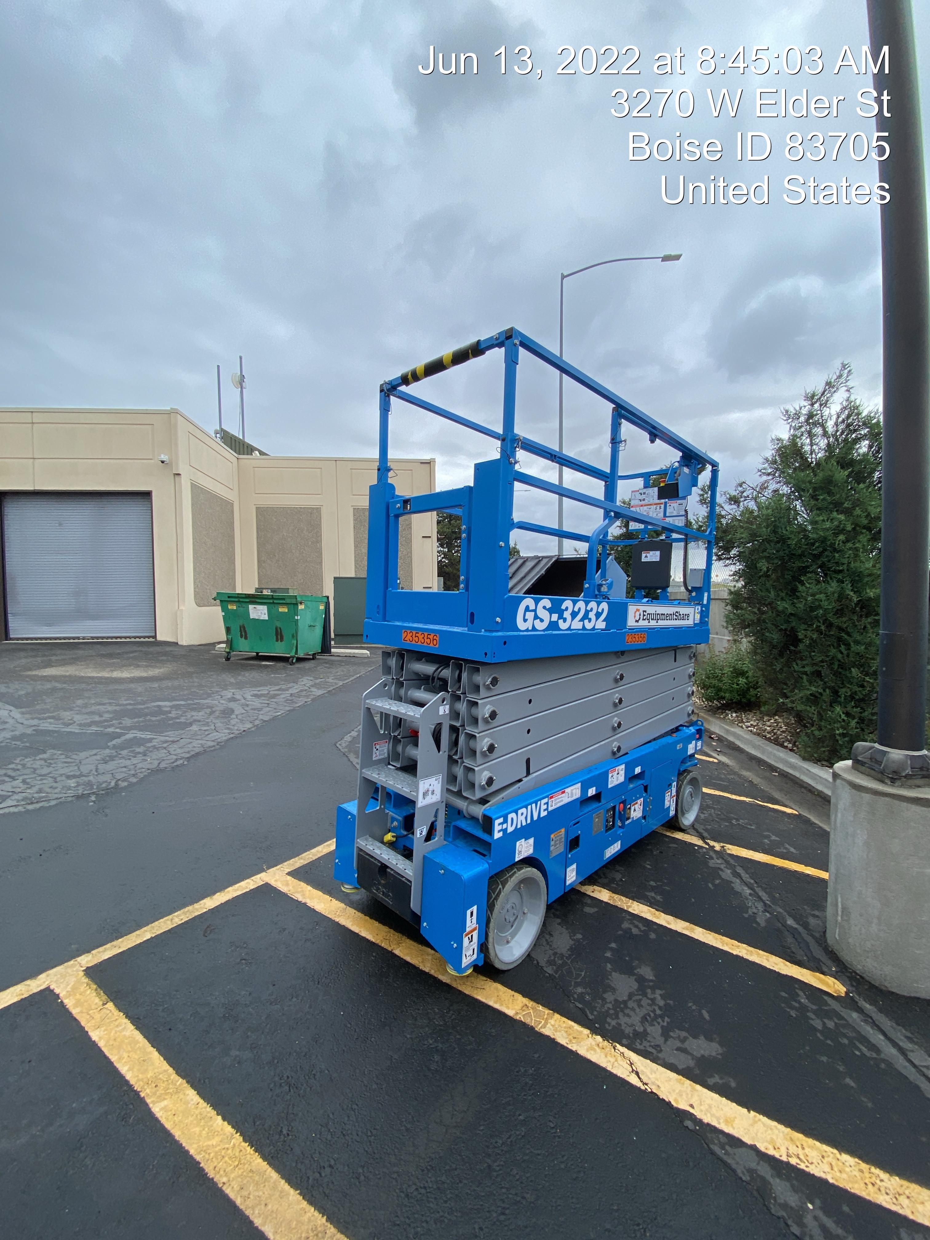 2022 GENIE GS-3232