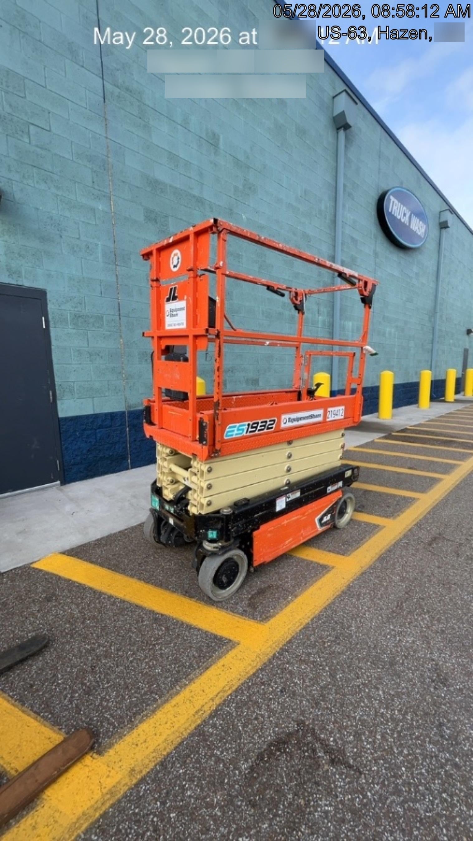 2022 JLG ES1932