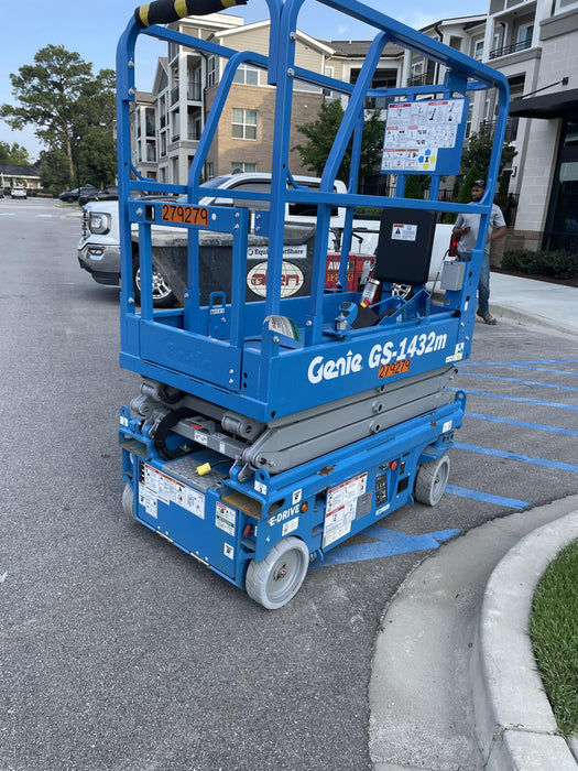 2022 GENIE GS-1432
