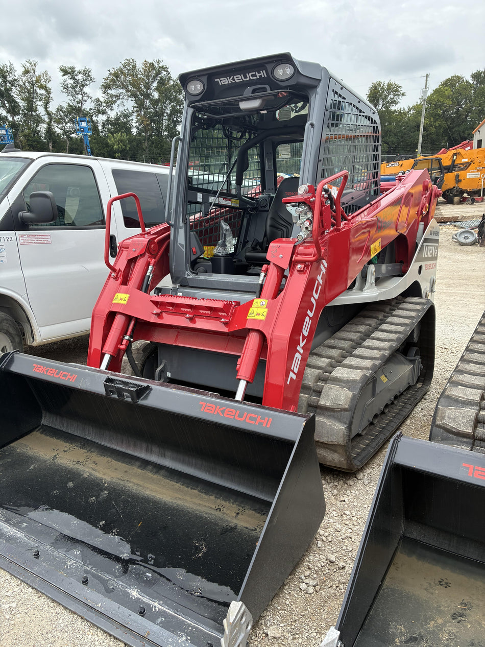 2026 TAKEUCHI TL12V2-CR