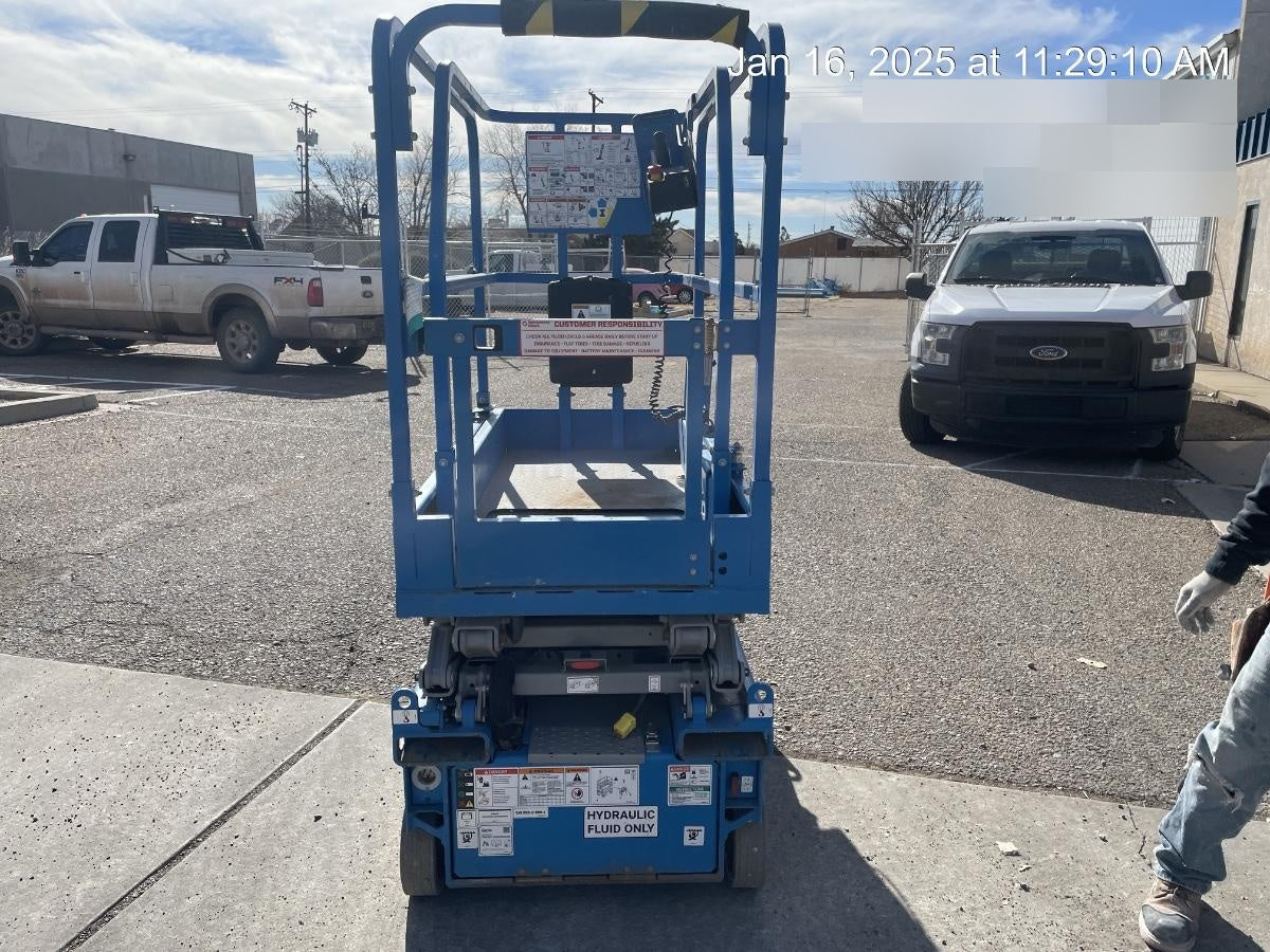 2023 GENIE GS-1432