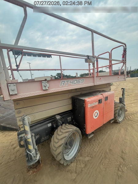 2021 JLG RT4069