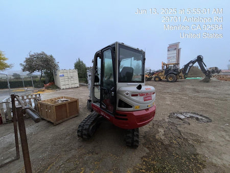 2025 TAKEUCHI TB235-2CR