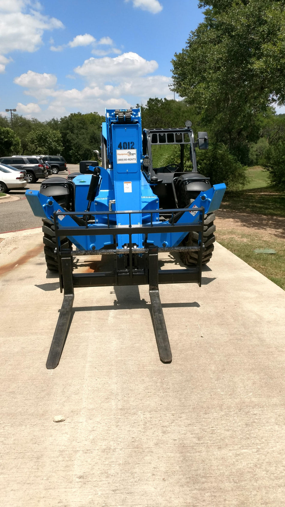 2017 GENIE GTH-1056