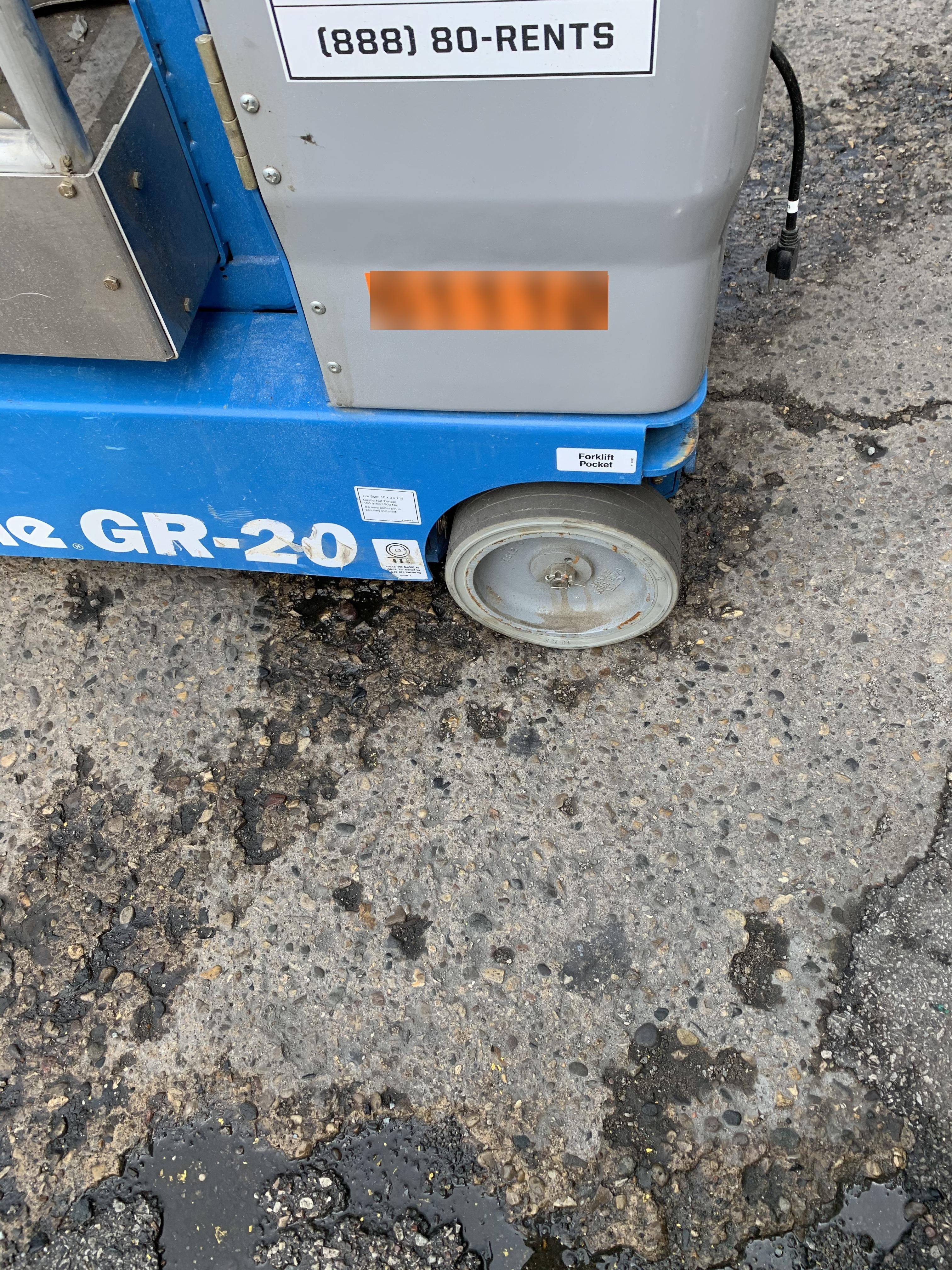 2019 GENIE GR-20