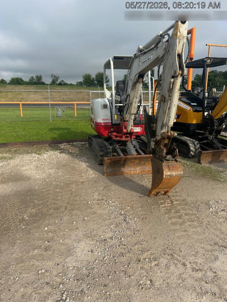 2022 TAKEUCHI TB235-2R
