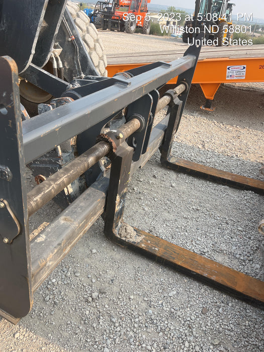 2023 PALADIN 96" Loader Fork Carriage - Paladin