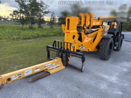 2025 JCB 512-56