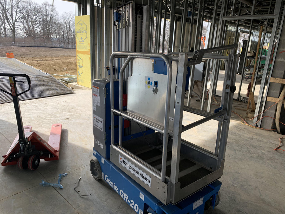 2020 GENIE GR-20