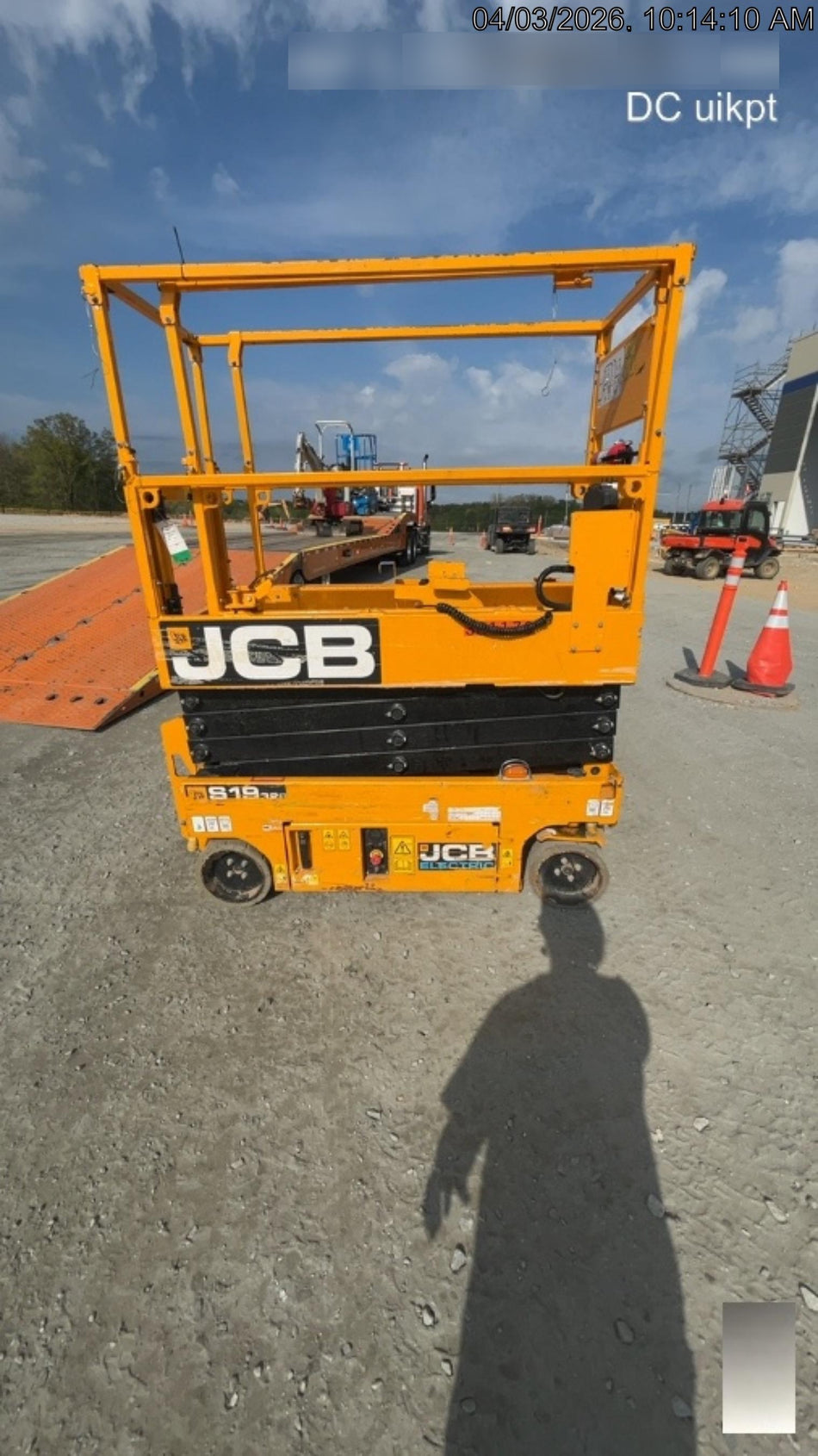 2024 JCB S1932E