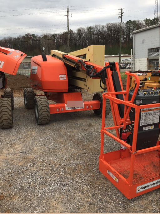2019 JLG 450AJ