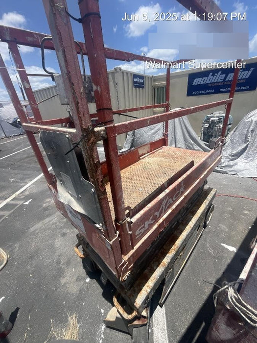 2018 Skyjack SJIII-3219 Skyjack SJIII3219 Scissor Lift w/Trojan Batteries