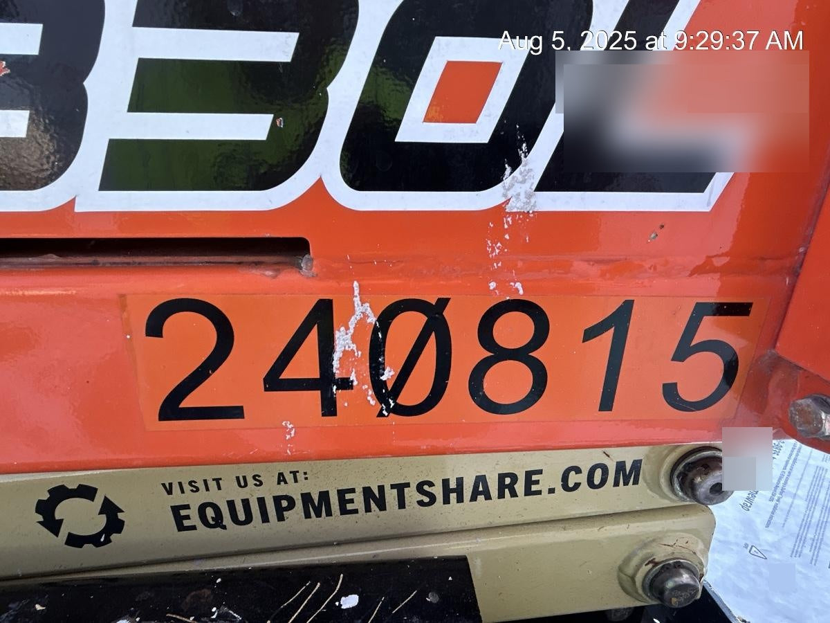 2022 JLG ES1330L