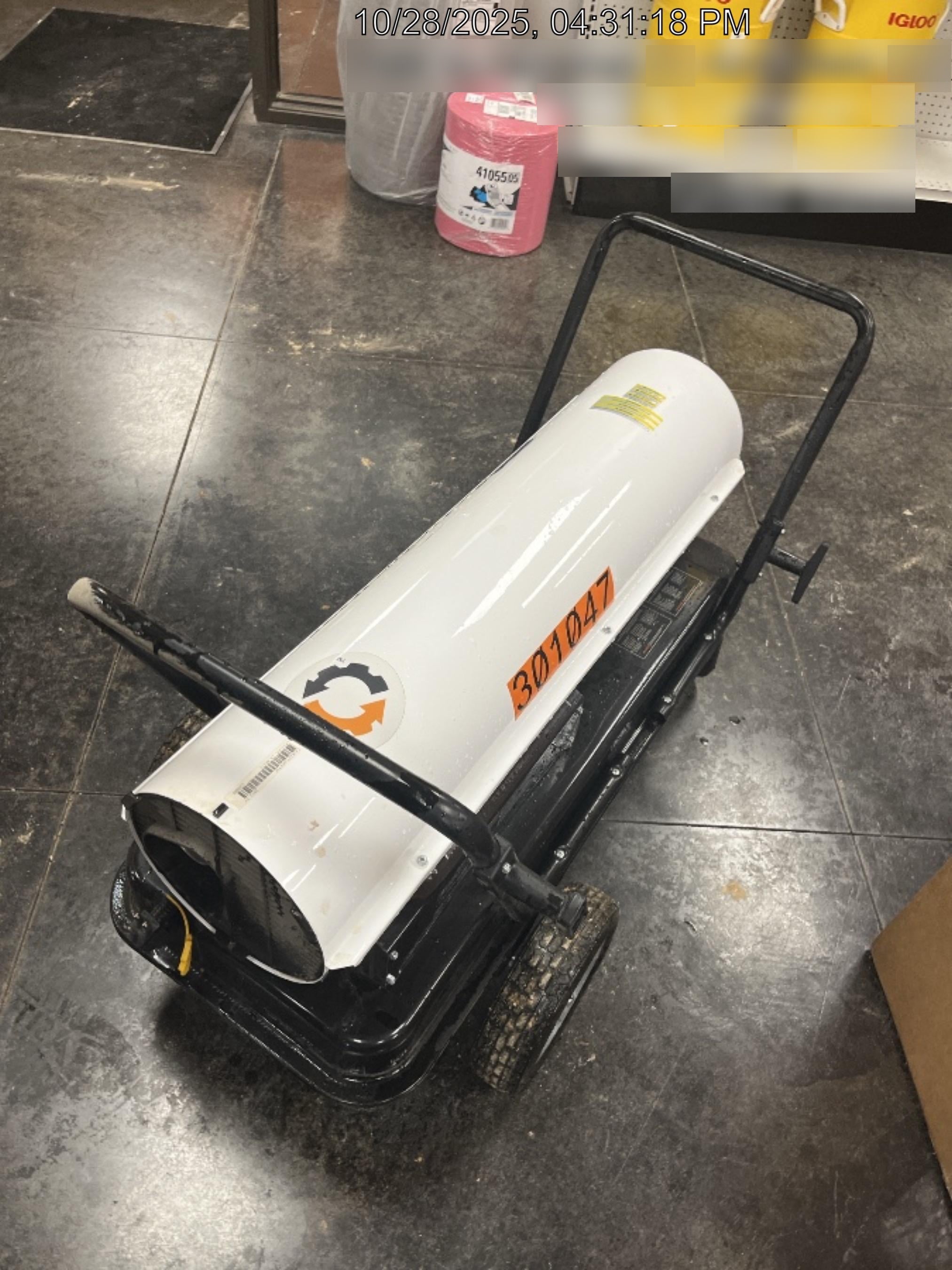 2022 LB WHITE Tradesman K175