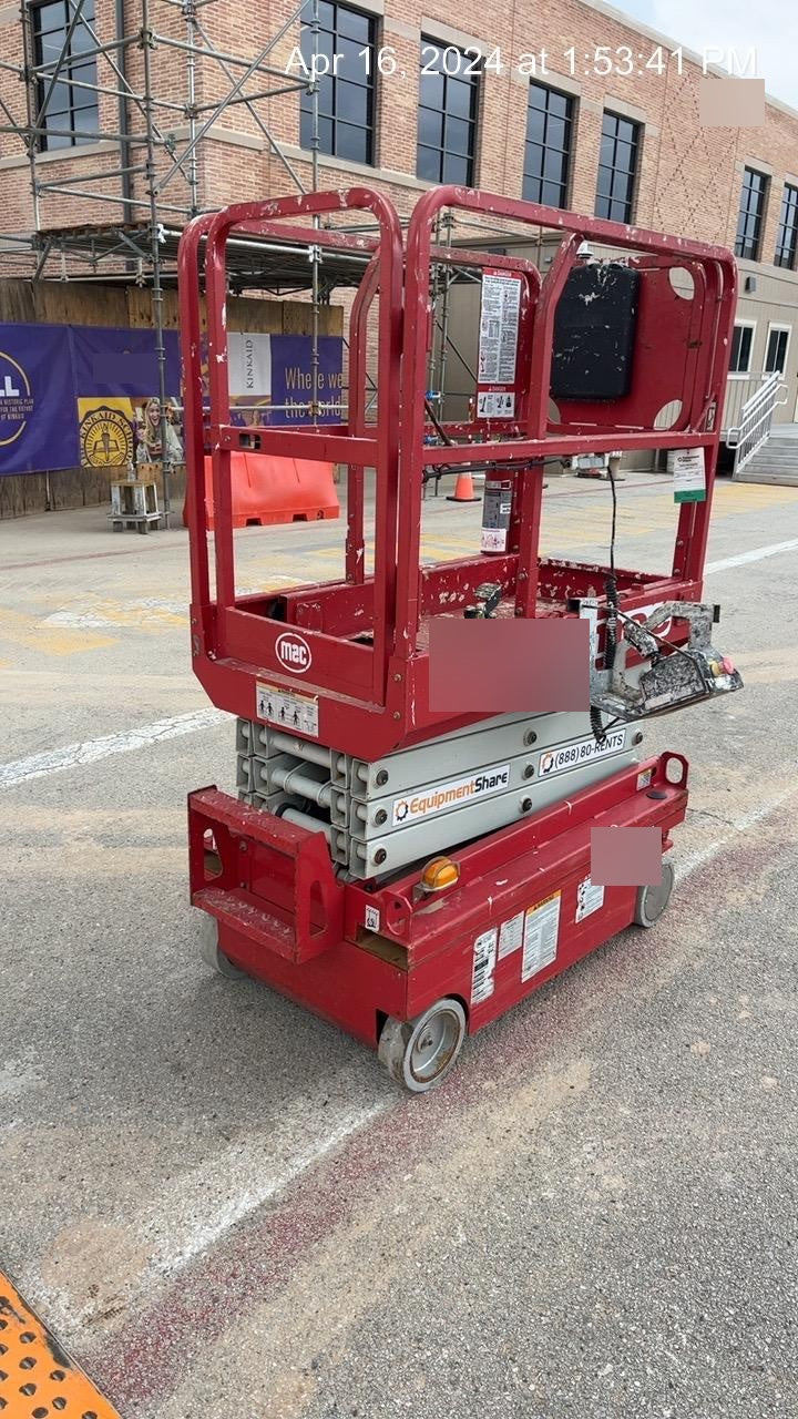 2019 MEC 1330SE MEC 1330SE w/ES Track Hardware, Full Extended 2 Year Warranty