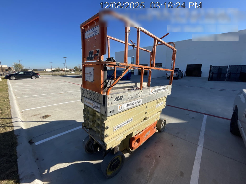 2006 JLG 2630ES