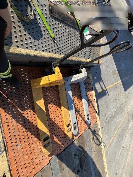 2021 ULINE 4400 lb Pallet Jack