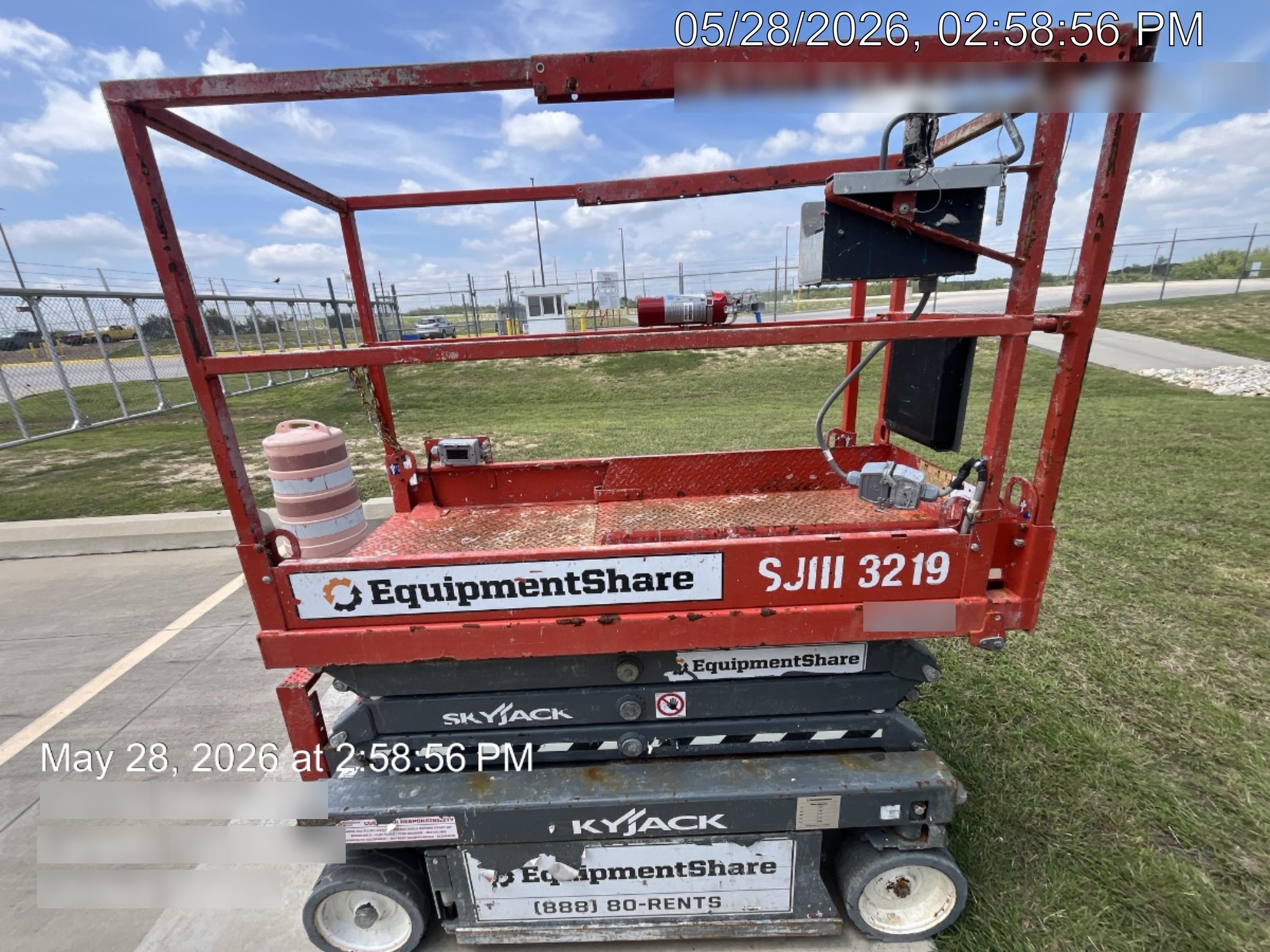 2019 Skyjack SJIII-3219 Standard Options, Trojan Batteries