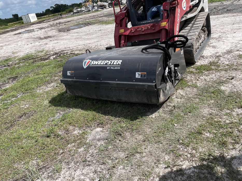 2019 PALADIN Sweepster SB72