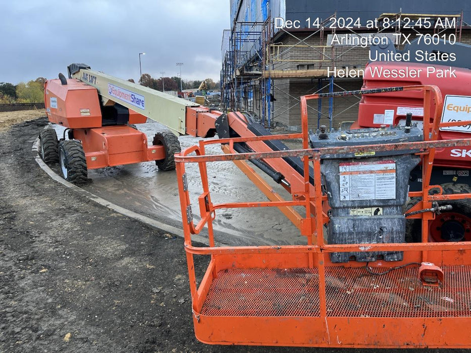 2016 JLG 660SJ
