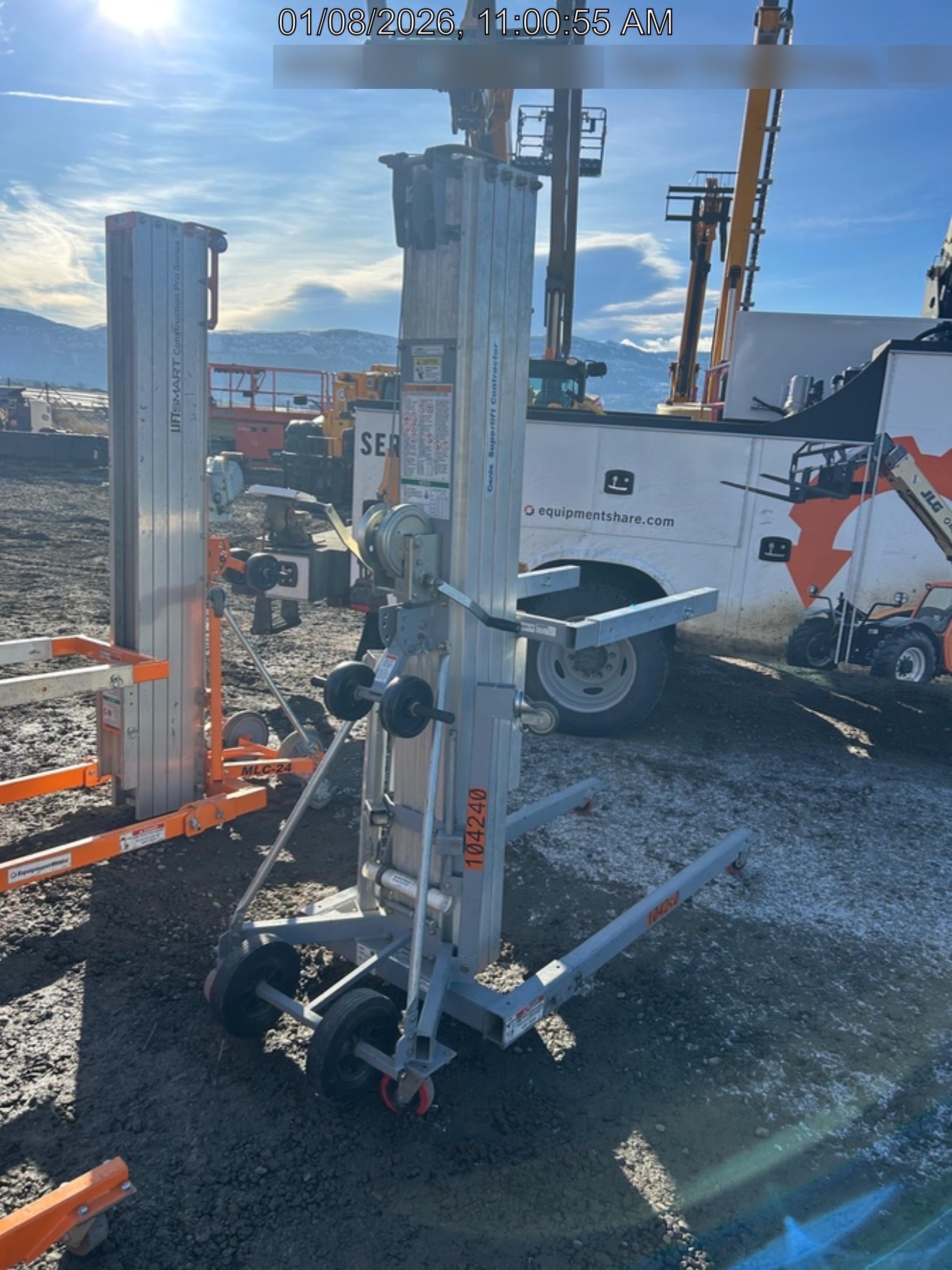 2020 GENIE SLC-24