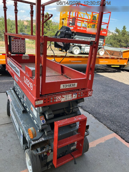 2021 SKYJACK SJ3219