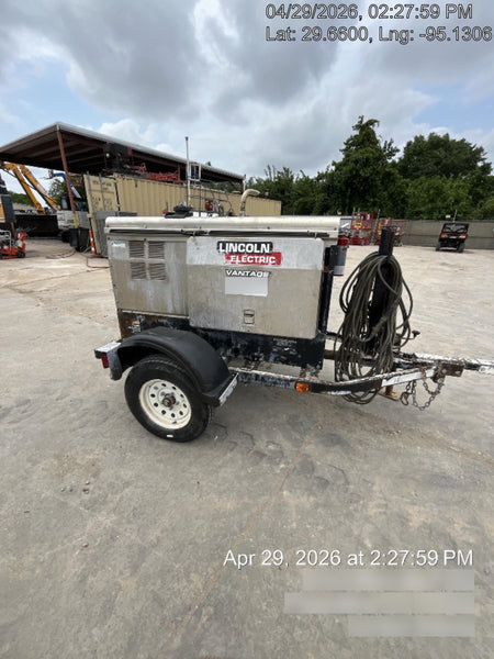 2019 Lincoln Electric Vantage 322 Lincoln Vantage 322 Welder w/Trailer, Light Kit, Cable Rack