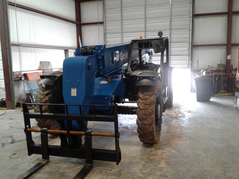 2018 Genie GTH-844 Genie GTH-844 w/Open ROPS, Solid Tires, beacon/work lights, 60" carriage/forks