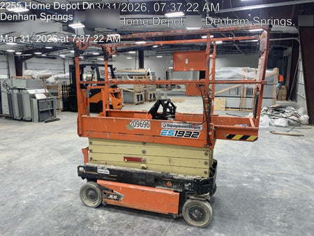 2022 JLG ES1932