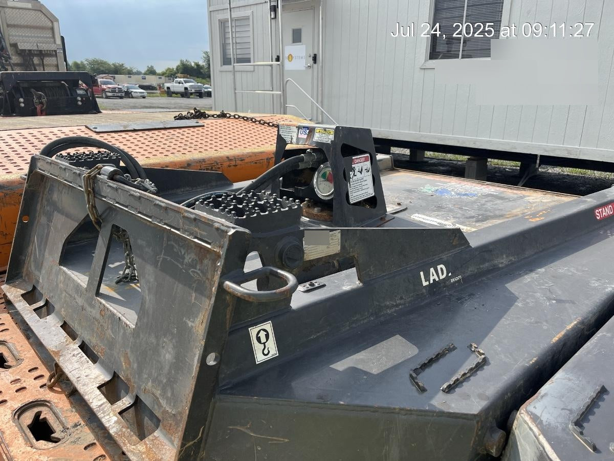 2021 PALADIN 30372A-0022