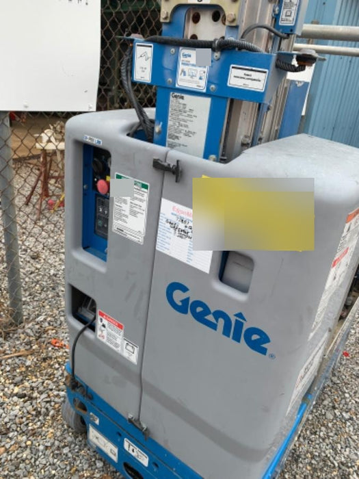 2020 GENIE GR-12