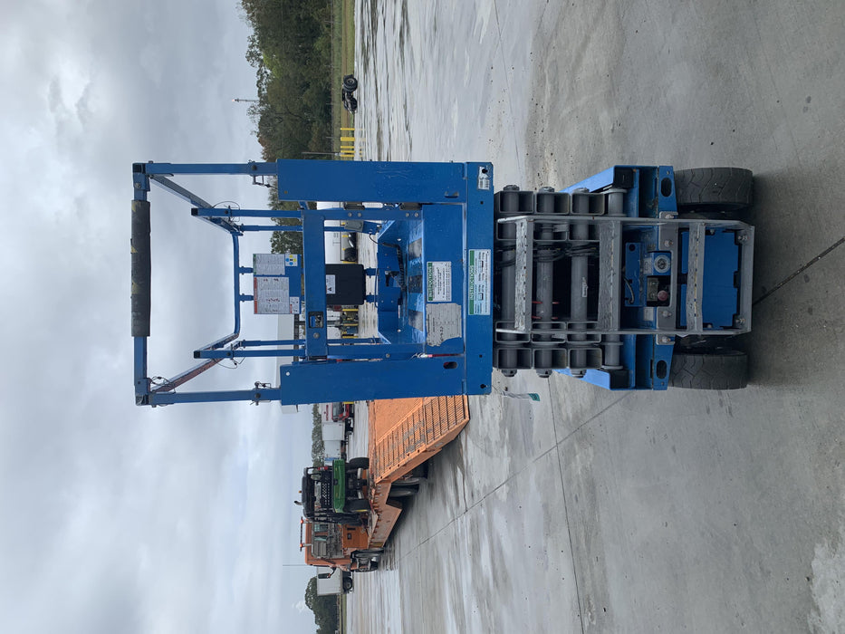 2019 Genie GS-2632 Folding rails with half height swing gate