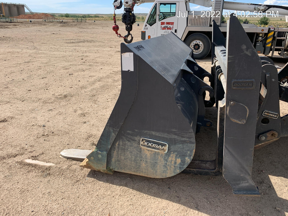 2021 DOOSAN 3.5 Yd Loader Bucket, Tooth