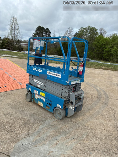 2020 Genie GS-1930 Fixed rails with chain entry gate - Pre A92.20