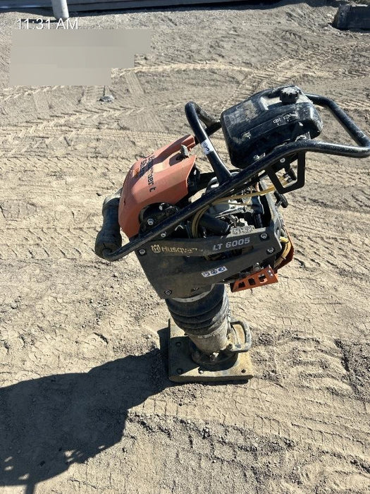 2025 HUSQVARNA LT6005