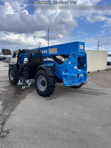 2017 GENIE GTH-844