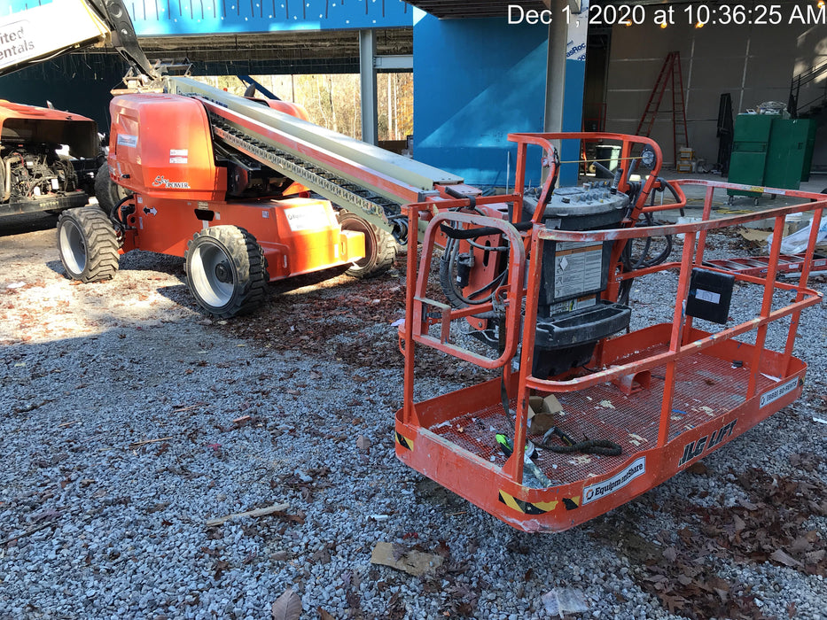 2020 JLG 600S