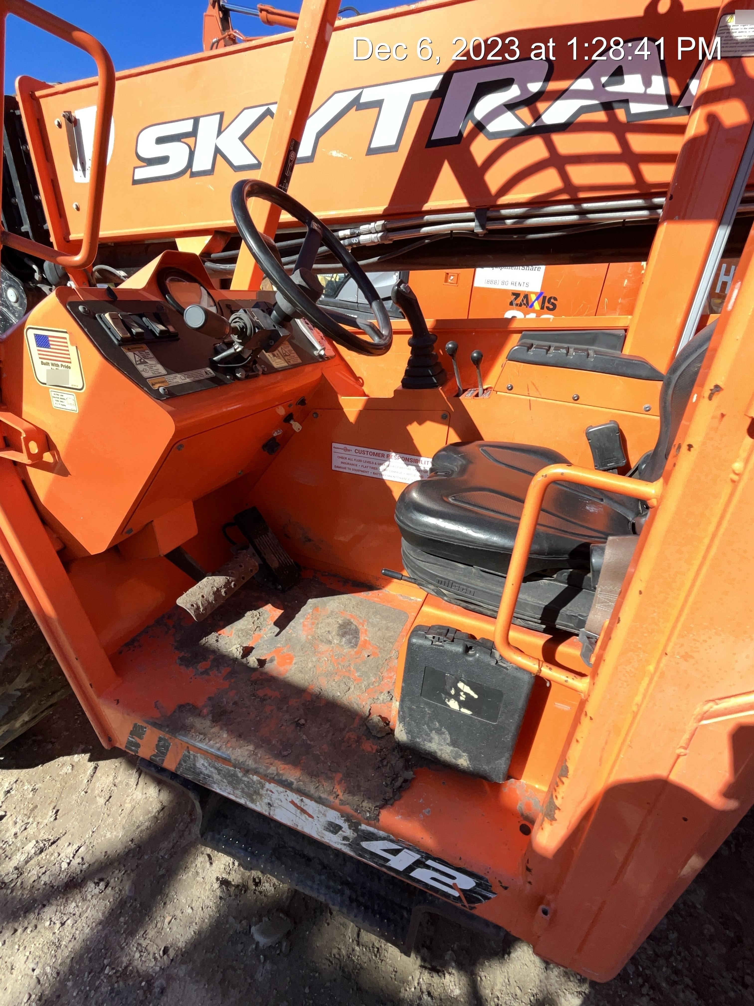2018 SKYTRAK 8042