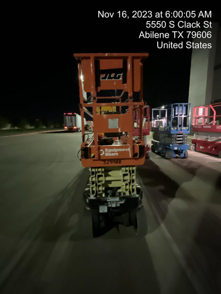 2023 JLG ES2632