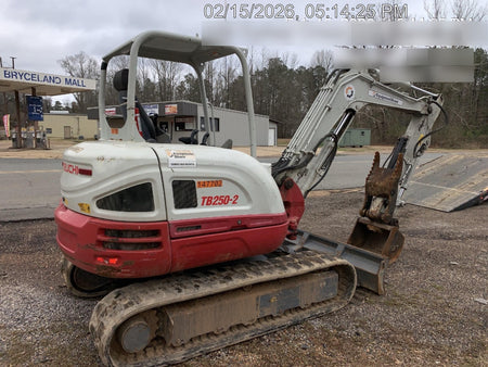 2021 TAKEUCHI TB250-2