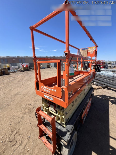 2022 JLG ES2632