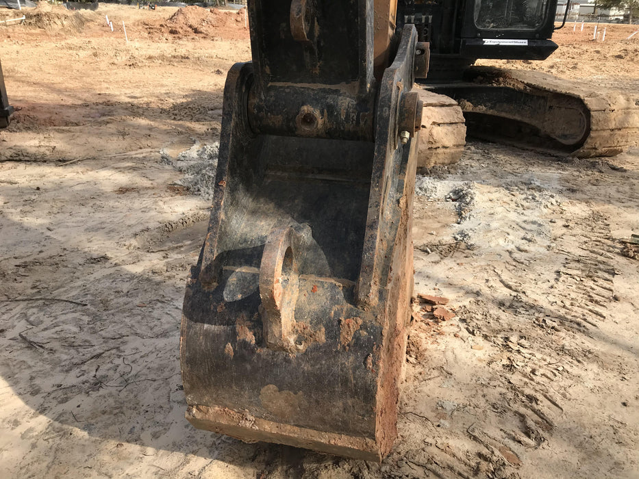 2020 TAG MANUFACTURING 24" Bucket-Tag